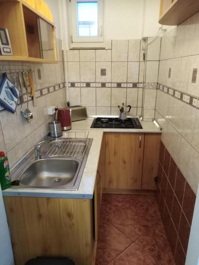 Arinza Apartman Vendeghaz Мезёкёвешд Экстерьер фото