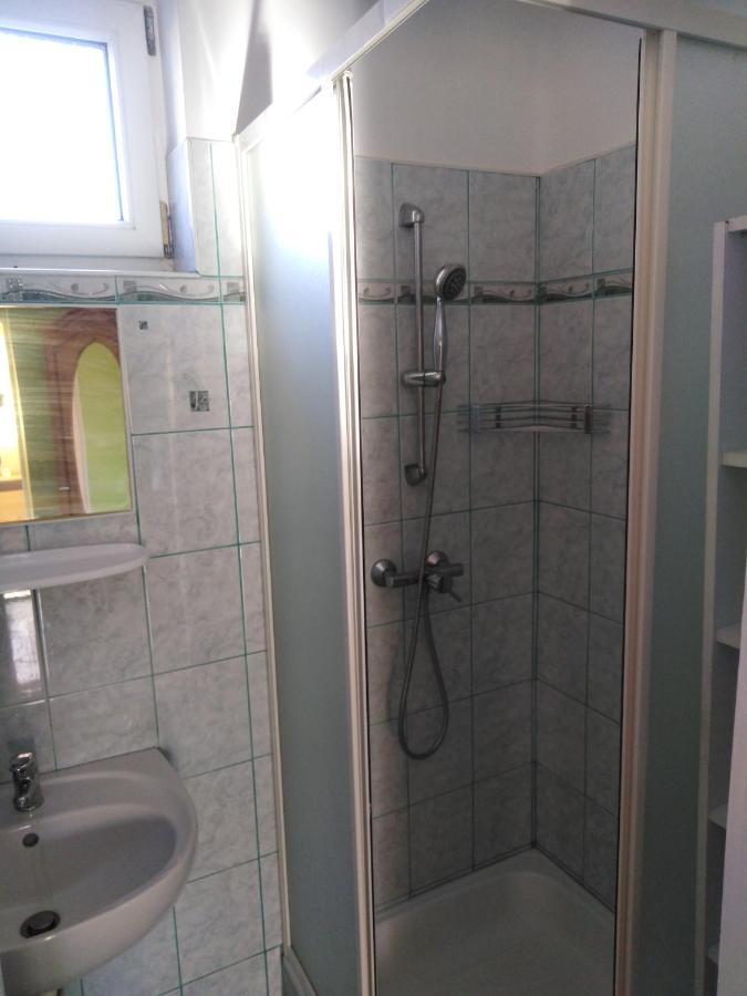 Arinza Apartman Vendeghaz Мезёкёвешд Экстерьер фото