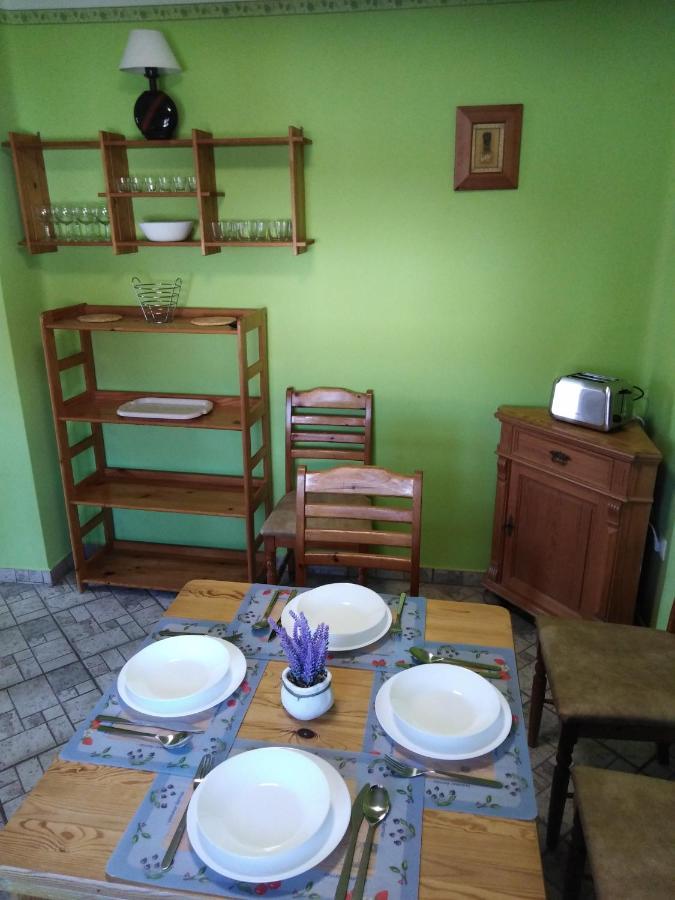 Arinza Apartman Vendeghaz Мезёкёвешд Экстерьер фото